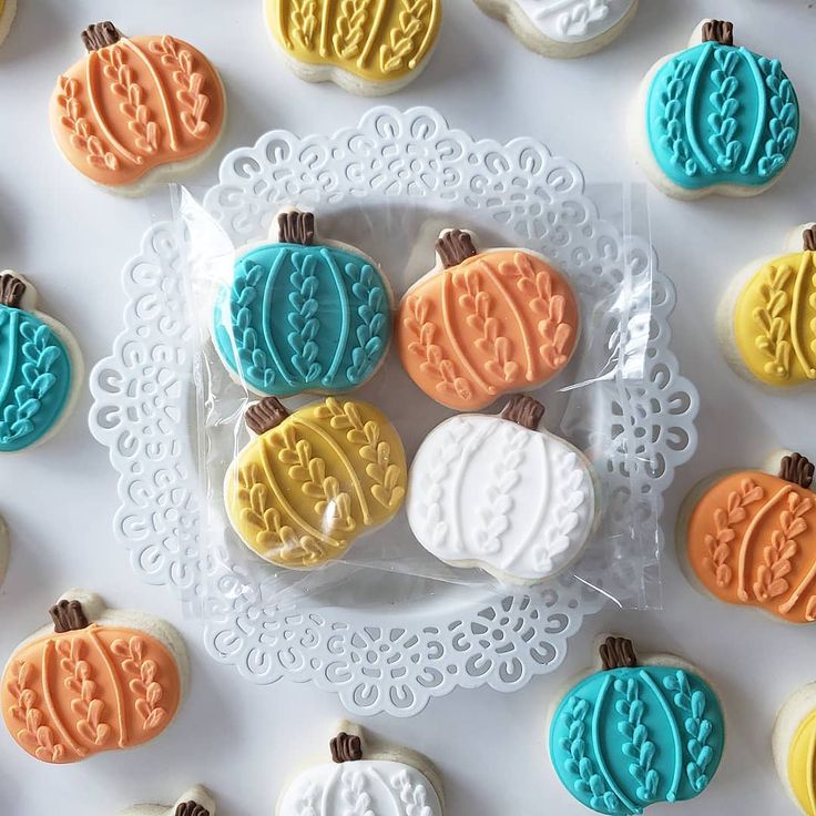 Mini Pumpkin Cookies Decorated