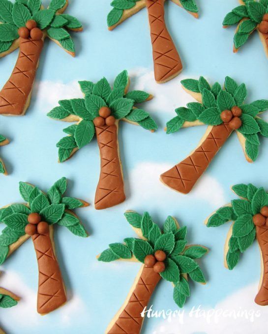 Vibrant Tropical Palm Tree Cookies: Artful Treats for Summer Celebrations.