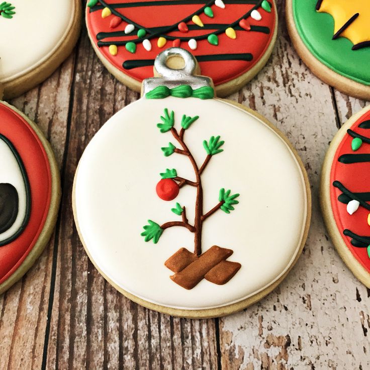 Whimsical Ornament-Shaped Holiday Cookie Design with Intricate Icing Details.