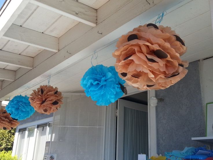 Whimsical Colorful Paper Pom-Poms: Elevate Your Space with Fluffy Charm and Vibrant Hues.