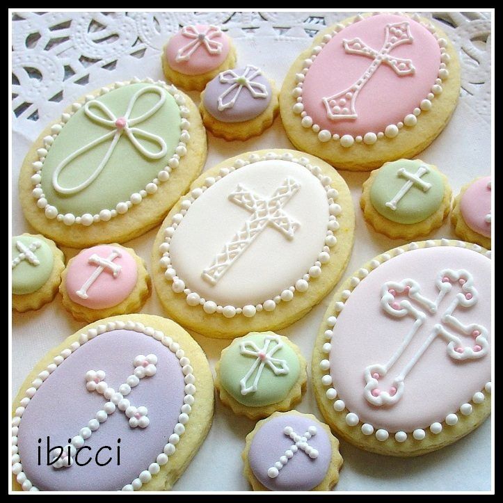 Elegant Pastel Decorative Cookies for Special Occasions