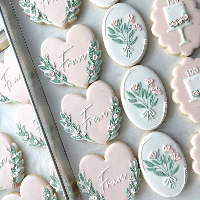 Charming Pastel Floral-Themed Cookies: Elegant Gifts for Celebrations