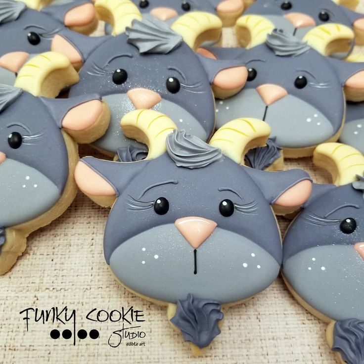 Whimsical Gray Goat Face Cookies: Adorable Treats for Any Celebration