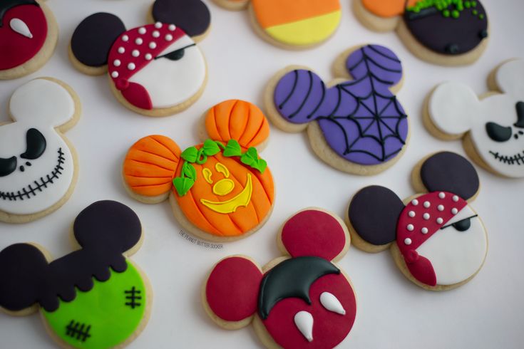 Playful Halloween Mickey Mouse Cookies: A Whimsical Festive Assortment.