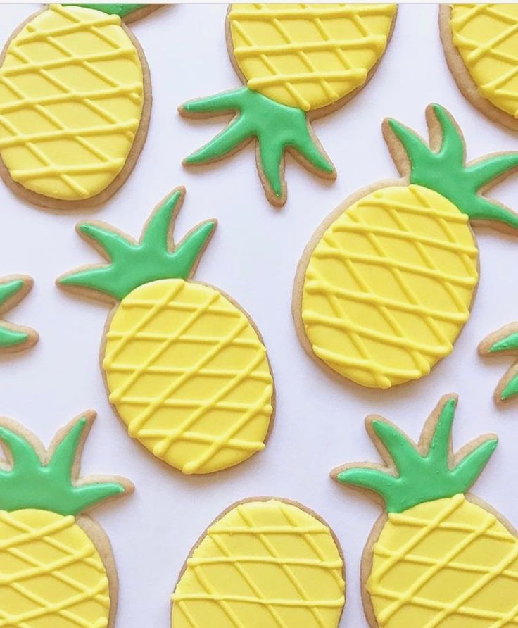 Vibrant Pineapple Cookies: Tropical Treats for Summer Celebrations.