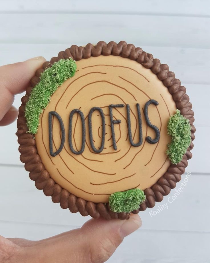 Whimsical Tree Stump Cross-Section Cookie Design