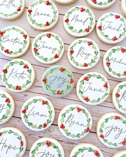 Whimsical Hand-Painted Wreath Cookies: A Festive Display of Color and Detail