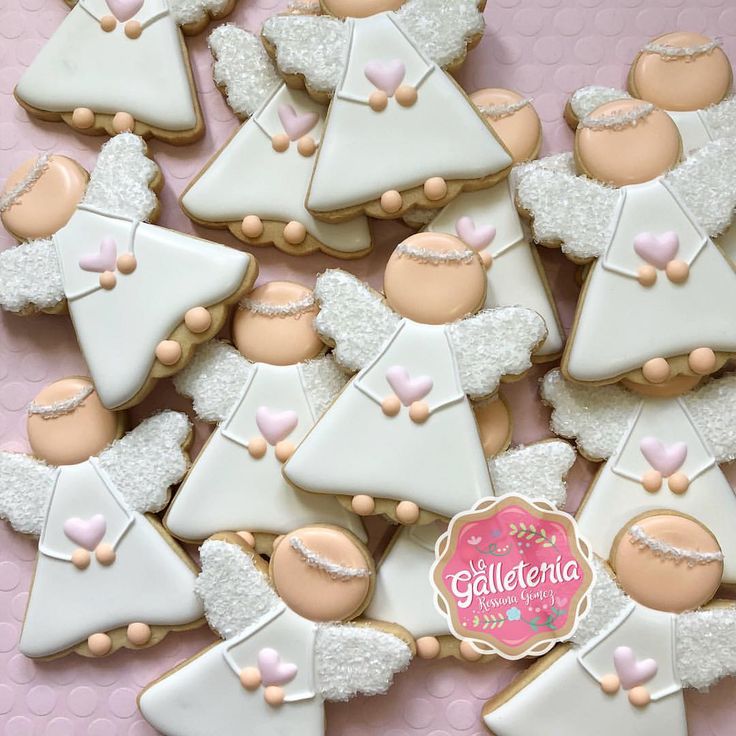 Charming Angelic Cookie Designs with Intricate Details and Whimsical Flair.