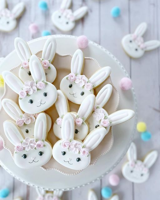 Whimsical Bunny-Shaped Cookies with Floral Decorations for Festive Occasions