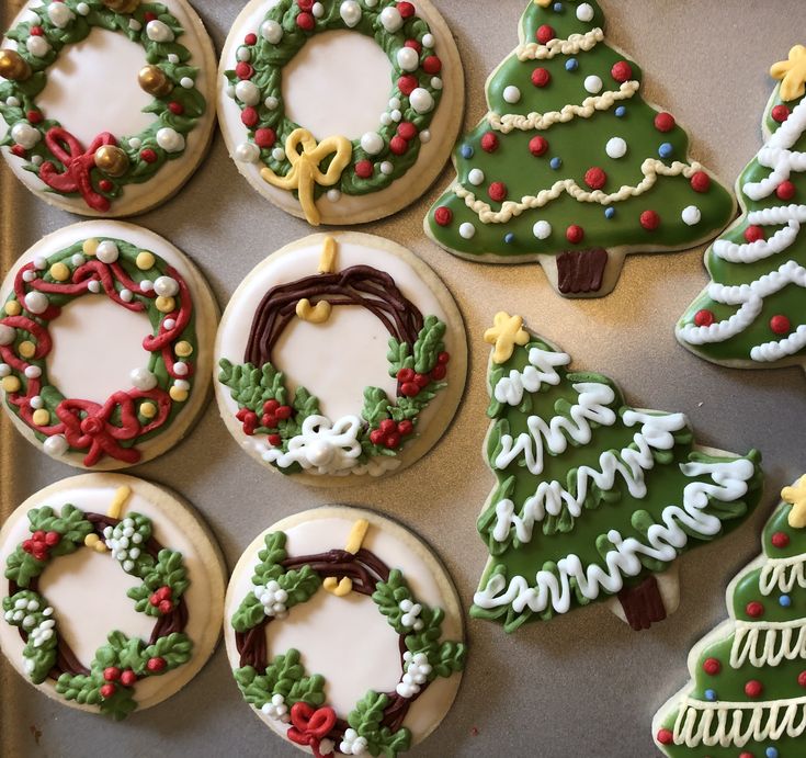 Festive Christmas Cookies with Intricate Wreath and Tree Designs