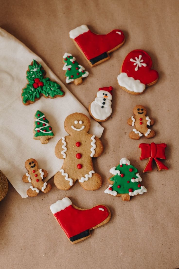 Playful Holiday Gingerbread Cookies Adorned with Colorful Icing