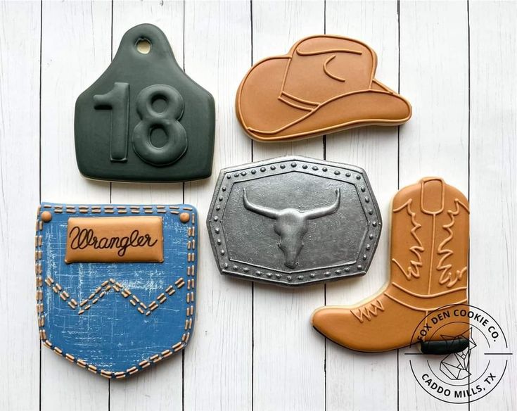 Vibrant Western-Inspired Cookie Decorations Evoking Adventure and Nostalgia.