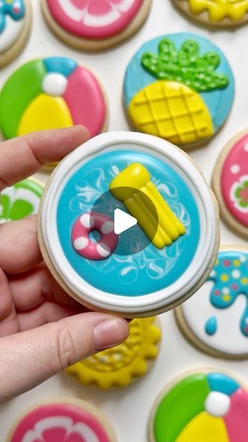 Playful Summer-Themed Colorful Cookie Designs Create a Joyful Atmosphere.