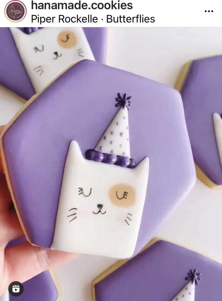 Charming Cat-Themed Cookies with Whimsical Design Ideal for Celebrations