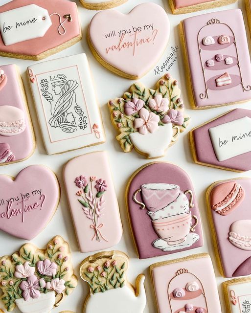 Romantic Pastel Cookie Designs: Sweet Inspiration for Valentine's Nail Art.