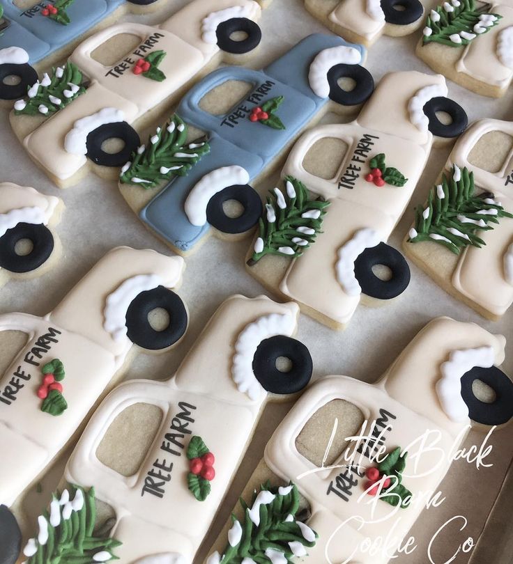 Charming Vintage Truck Cookie Designs for Festive Holiday Celebrations