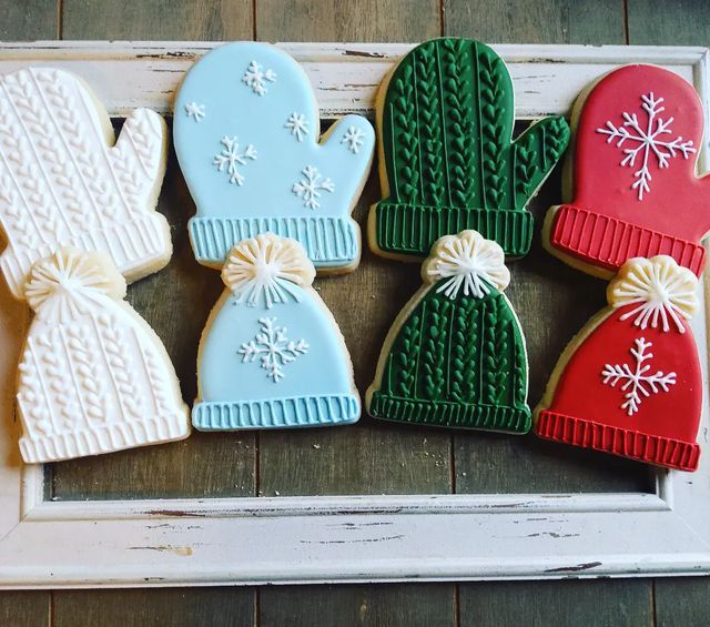 Winter Apparel-Themed Festive Cookies with Cheerful Mittens and Hats.