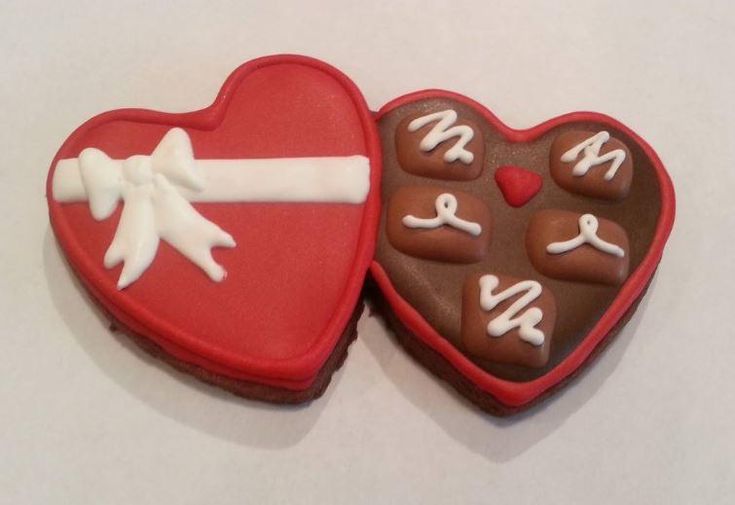 Valentine's Day Heart-Shaped Cookies: A Festive Blend of Color and Charm.