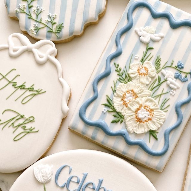 Whimsical Floral Cookies: Elegant Treats for Celebrations