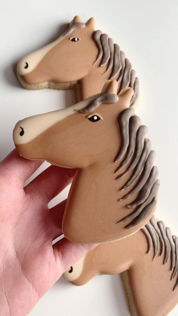 Intricately Designed Horse-Shaped Cookies: A Perfect Equestrian Treat