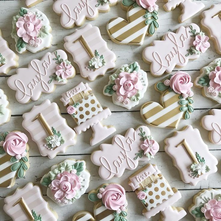 Elegant Pastel Decorative Cookies with Floral and Gold Accents for Celebratory Occasions