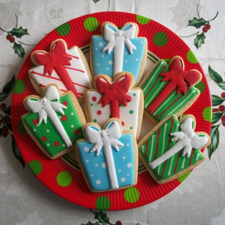 Festive Sugar Cookies Shaped Like Wrapped Gifts, Perfect for Holiday Celebrations.