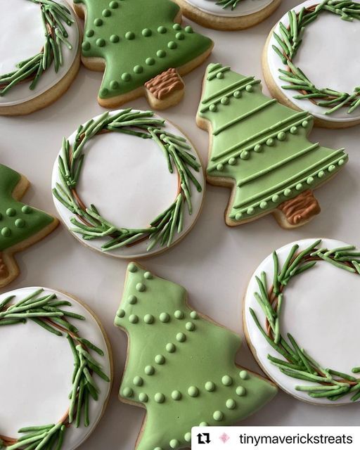 Cheerful Holiday-Themed Festive Cookie Designs with Elegant Pastel Touches.