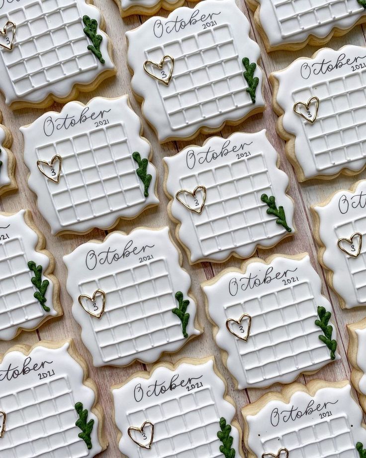 Charming Calendar Design Cookies: Whimsical Seasonal Dessert Display with Elegant Accents.