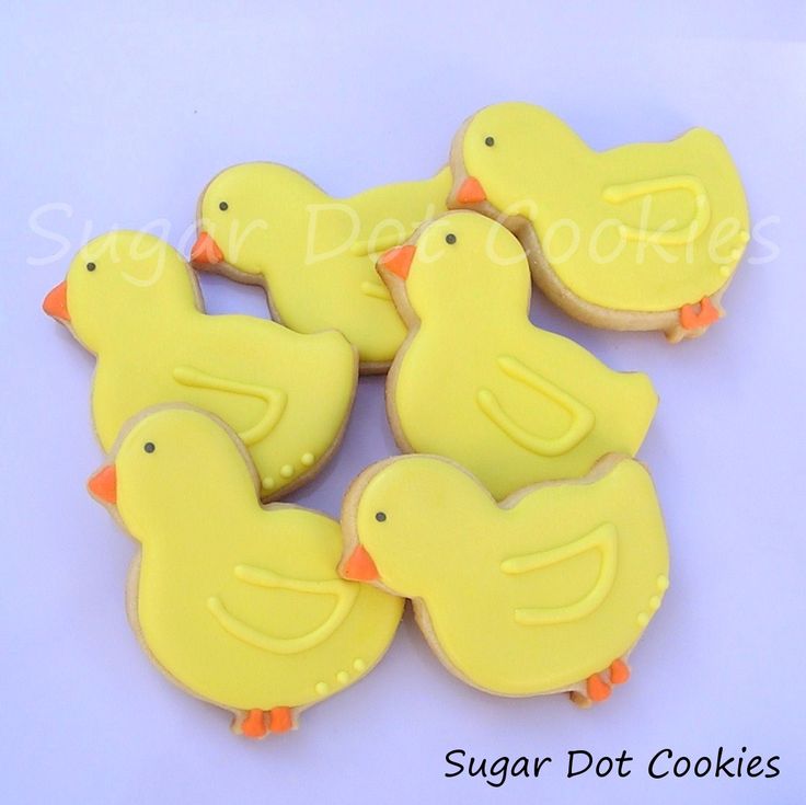 Delightful Yellow Chick Cookies for Festive Spring Celebrations.