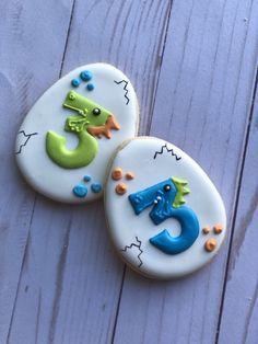 Whimsical Dragon-Themed Cookies in Vibrant Pastels for Celebrations