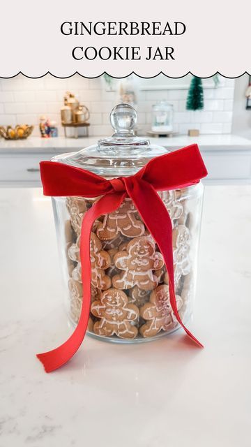 Festive Gingerbread Cookie Jar: A Charming Holiday Decor and Treat Storage.