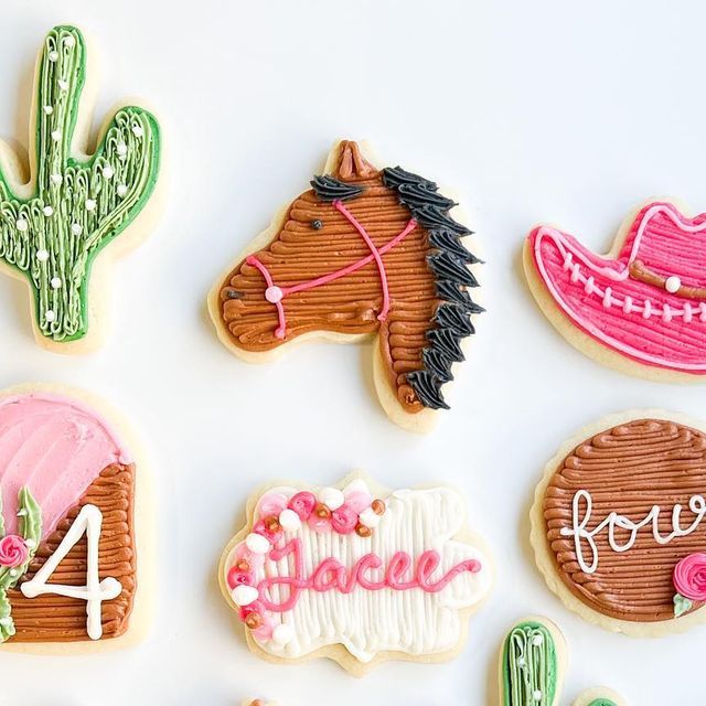 Vibrant and Playful Cookie Designs Featuring Unique Themes and Details