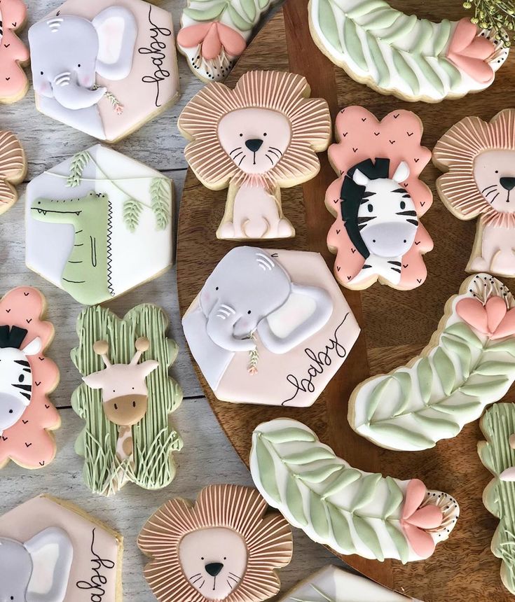 Playful Pastel Animal-Themed Cookies for Baby Showers and Children's Parties.